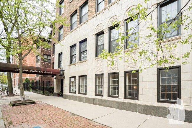 Photo - 820 W Lakeside Pl Unit 705