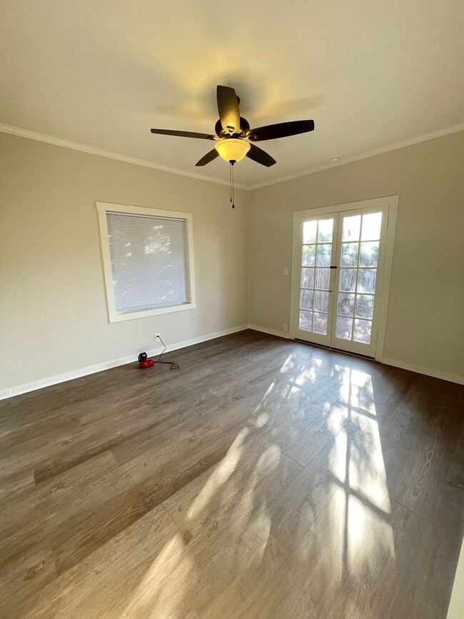 Photo - 4 bed / 1.5 ba house - Yuba City