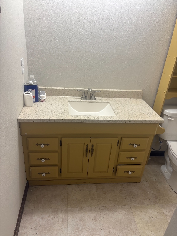 Photo - 694 E 400 Hwy