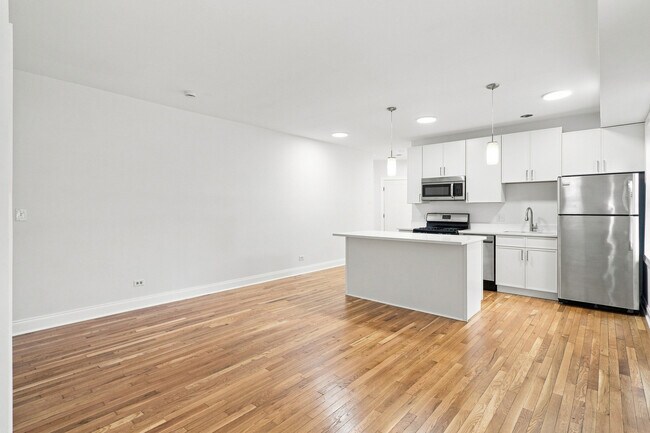 Photo - 3729 N Elston Ave Unidad 3