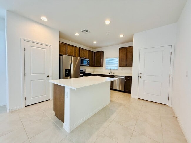 Photo - Stunning Home in the Desirable Cadence Community!