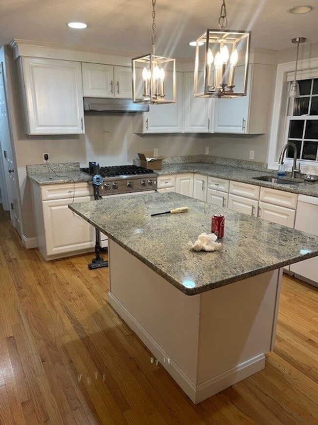 Photo - Executive 3br / 2.5 ba home in Middleboro
