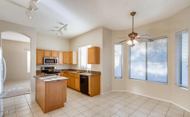 Photo - 17640 N 17th St