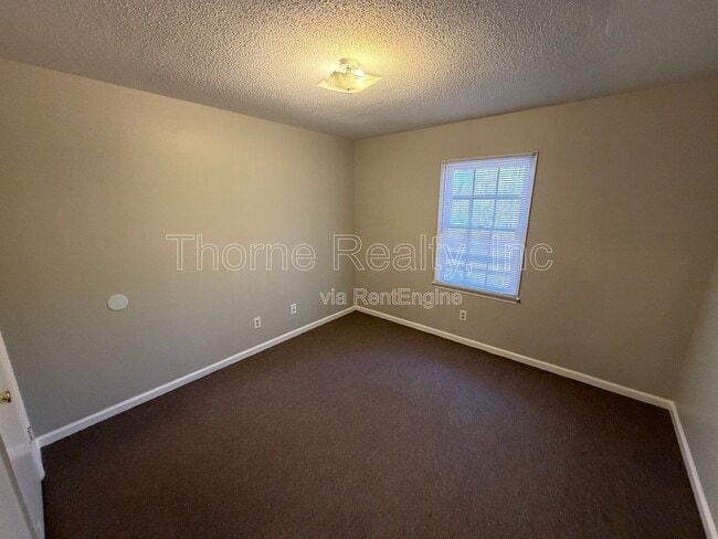 Photo - 2247 Sherwood Ave