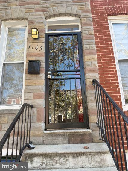 Photo - 1105 W Hamburg St