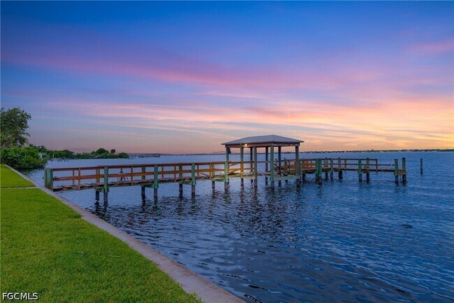 3225 E Riverside Dr Unit 34C