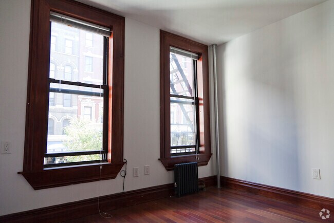 Building Photo - 1408 Madison Ave Unit 2C Rental