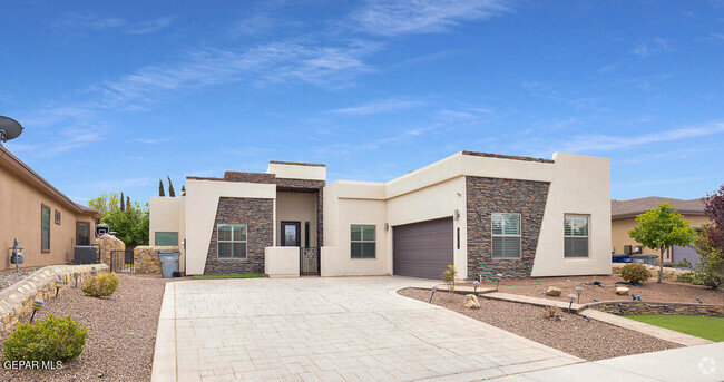 Building Photo - 7238 Canyon Wren Ave Rental