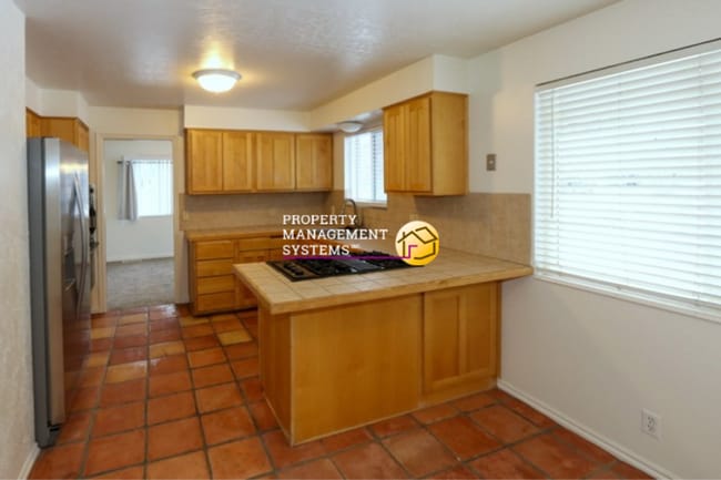 Photo - 4 Bedroom Cottonwood Heights Home