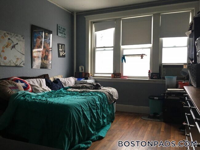 Photo - 1800 Commonwealth Ave Unidad 8