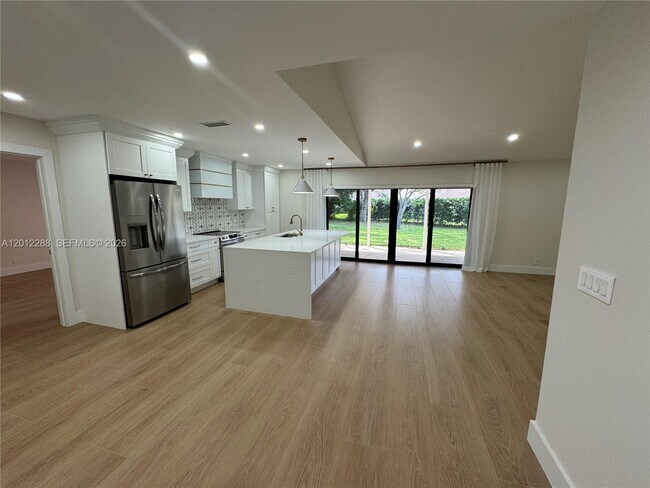 Photo - 9234 Southampton Pl