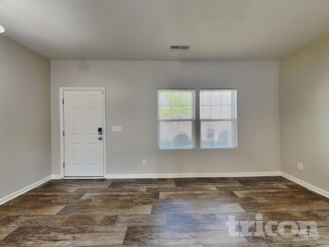 Photo - 176 Hidden Lakes Rd