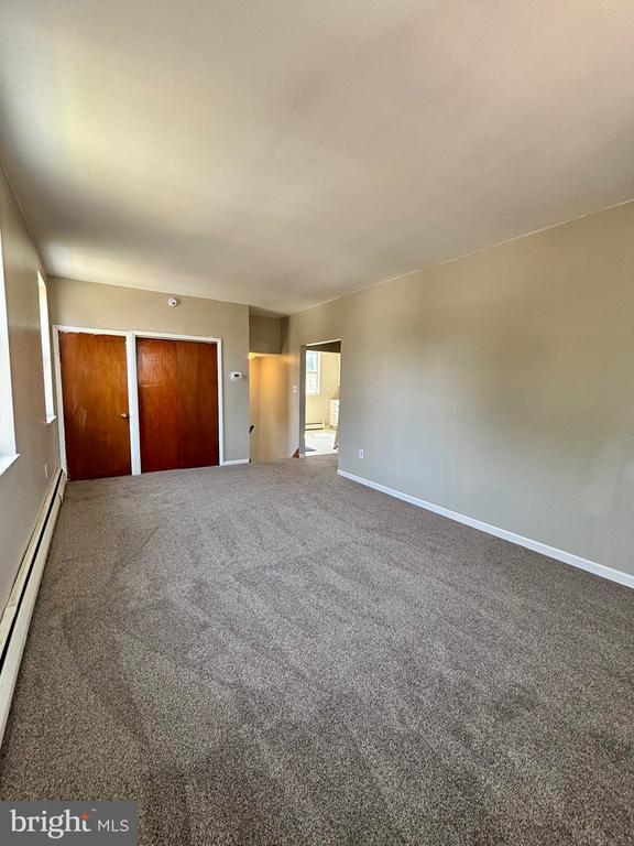 Photo - 1030 Lawrence Ave