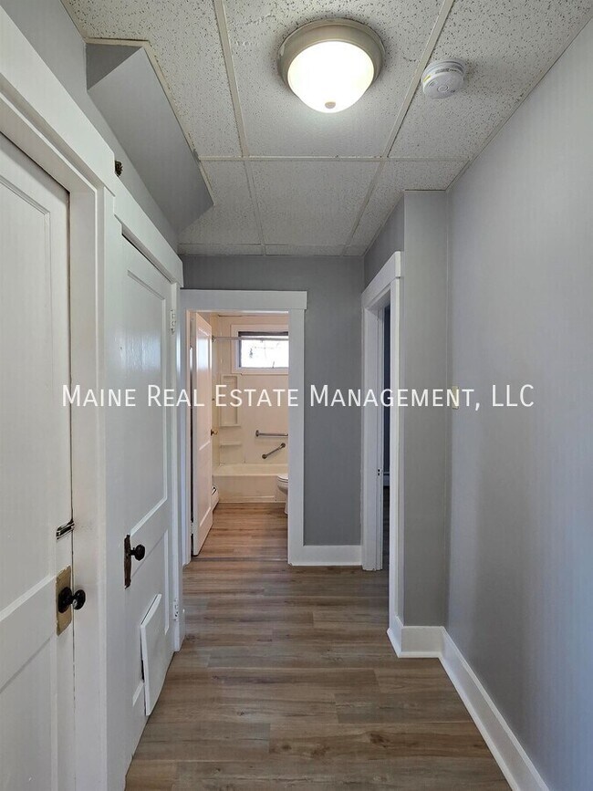 Photo - 166 Water St Unit 1