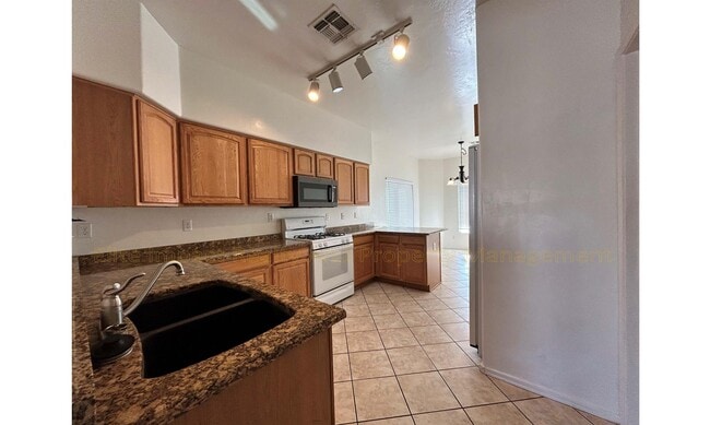 Photo - 1037 S Speckled Stone Way