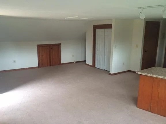 Photo - 421-423 N East St