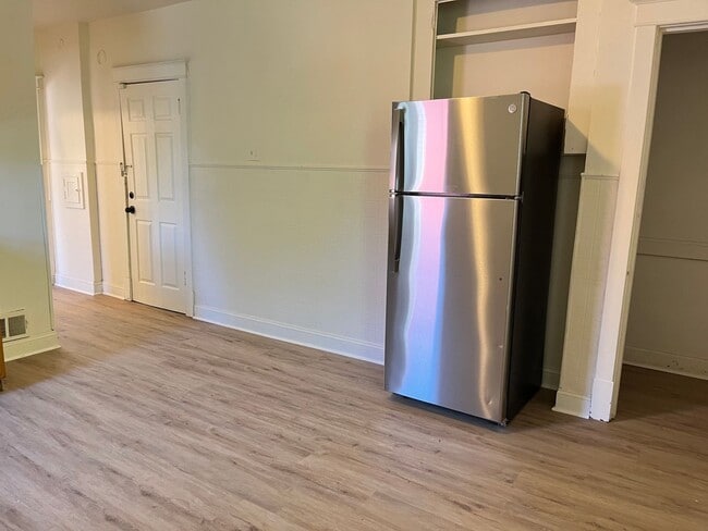 Photo - 1-Bedroom Apartment on 2nd Floor Unit 2729 2FL