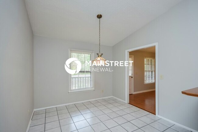 Photo - 3 Bedroom Pet-Friendly Home in Snellville, GA with Main Street Renewal