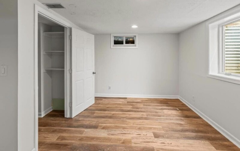 Photo - 127 Wesgaye St