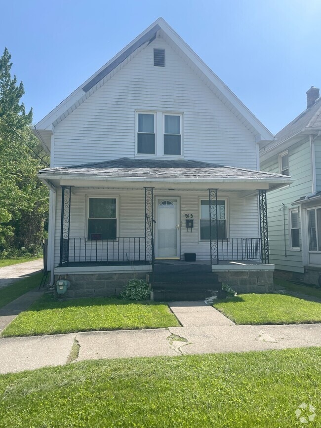 Building Photo - 915 Nesslewood Ave Rental