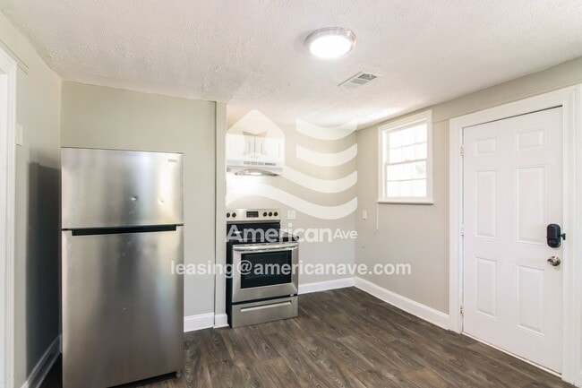Photo - 2861 17th Ave