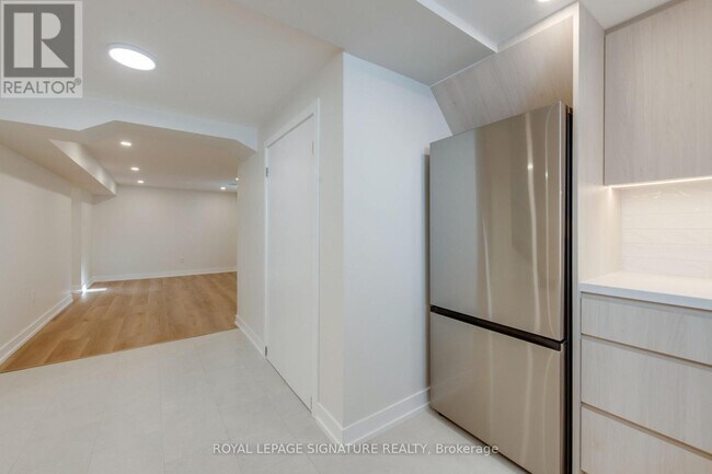 Photo - 9 Ivorwood Crescent