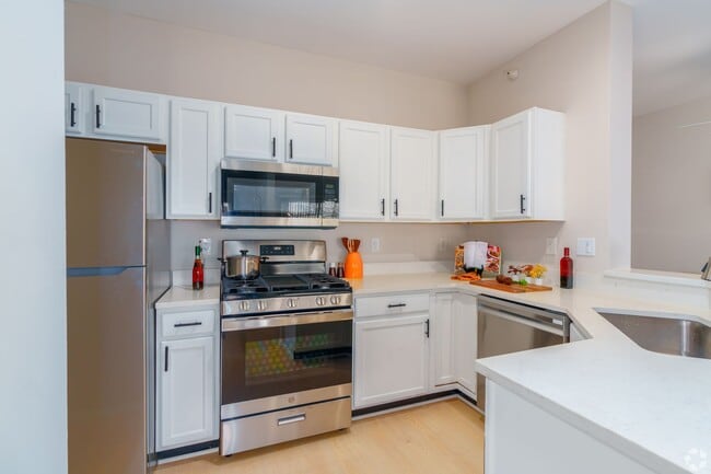 Photo - Carriage Place at Lake Chesterfield