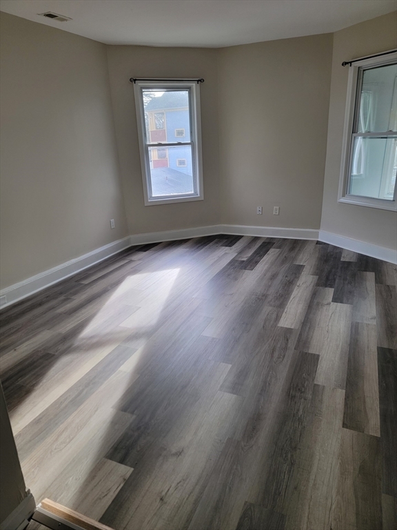Building Photo - 19 Vinson St Unit 1 Rental