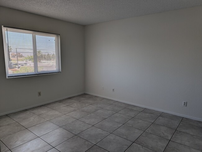 Photo - 841 Avenue A Unit Apt C