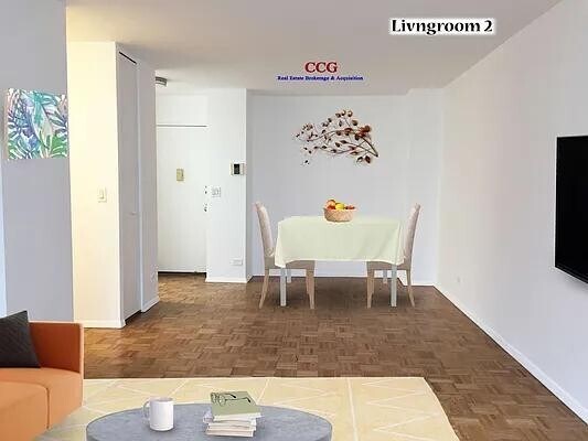 Photo - 377 Rector Pl Unit 9E