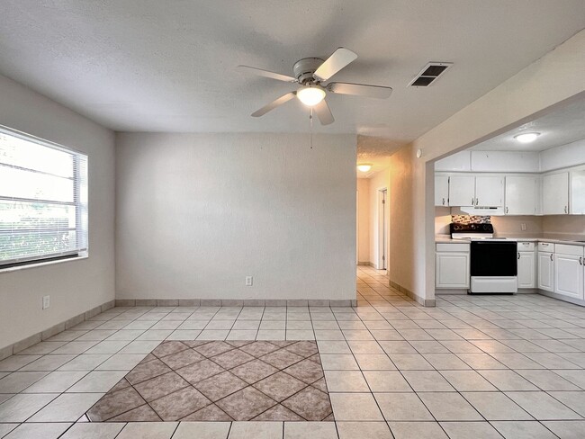 120 3rd Jpv St
