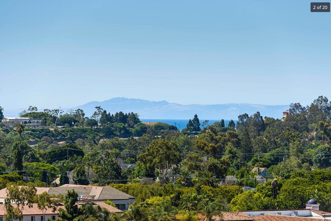 Photo - 1216 State St