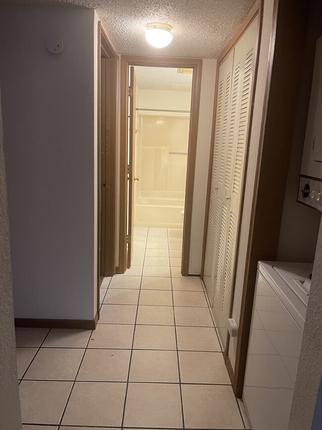 Photo - 1648 Towne Dr Unit E