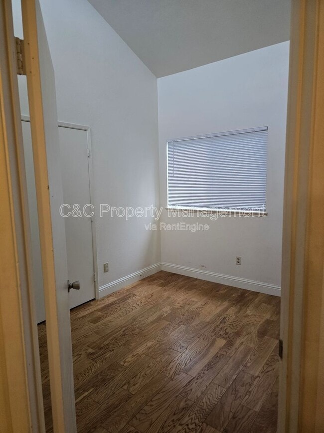 Photo - 3939 Madison Ave Unidad 222