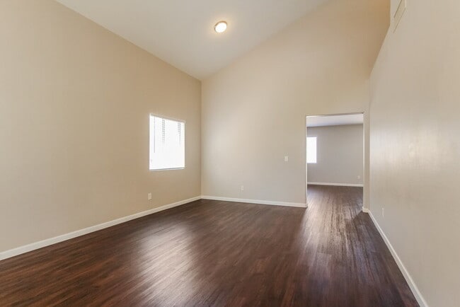 Photo - 5564 S 240th Dr