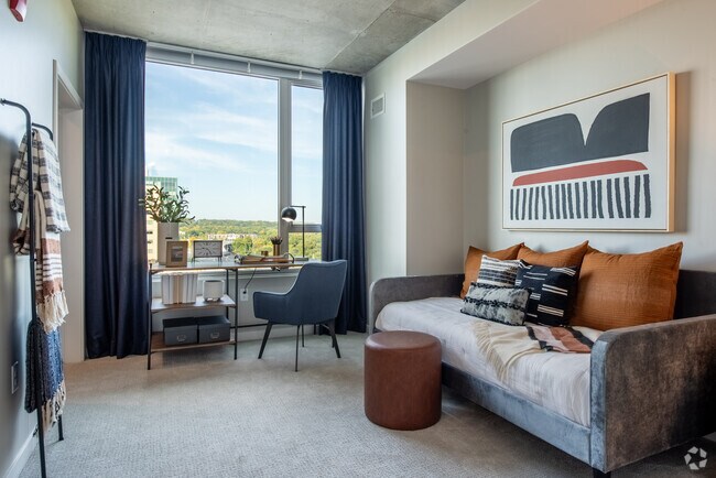 2BR, 2BA - 1082SF