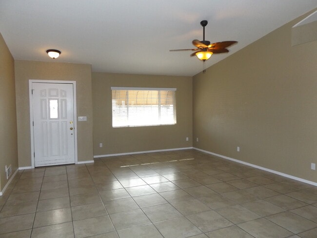 2895 Ranchero Dr