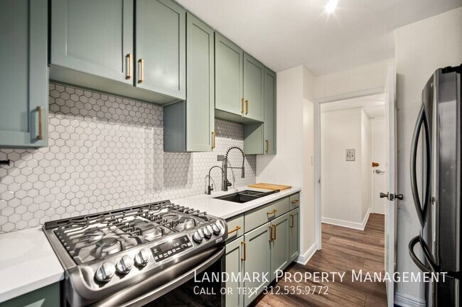 Photo - 3950 N Lake Shore Dr Unit 400