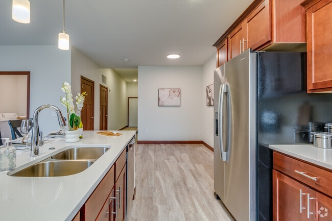 Kitchen (2 BR, 2 BA - 1,259SF)