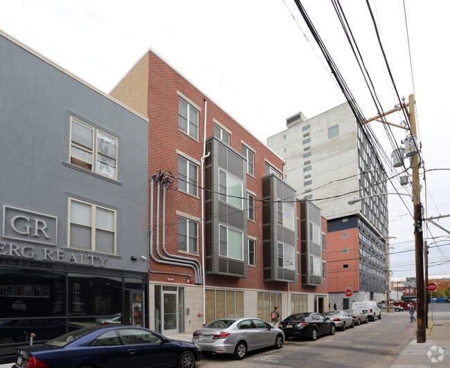 Photo - 1536 N. Carlisle