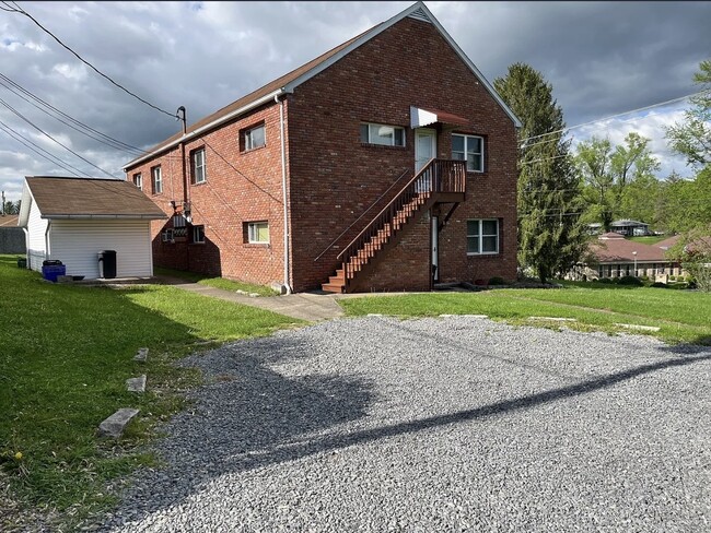 1667 Mary Lou Retton Dr Unit 2