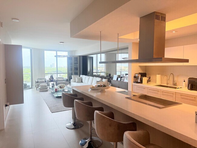Photo - 17111 Biscayne Blvd Unit 1006
