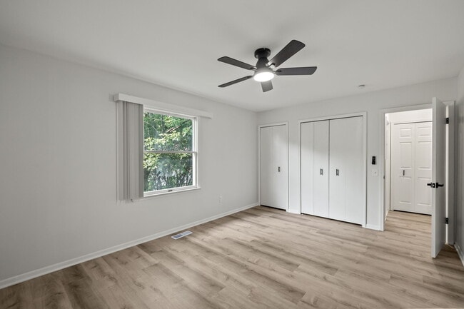 Photo - Chestnut Oaks Apartments