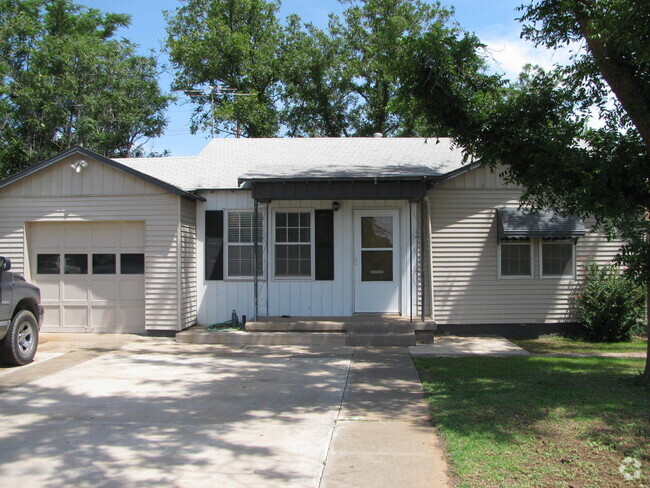 Building Photo - Pre-Lease Now for June Move In!! -- 3206 3... Rental