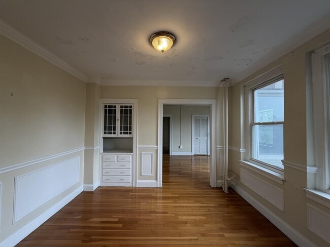 Photo - 7 Craigie Cir Unit 4