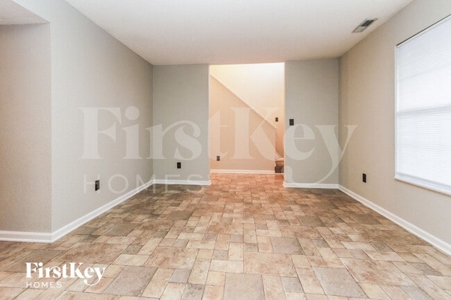 Photo - 1164 Chestnut Ln