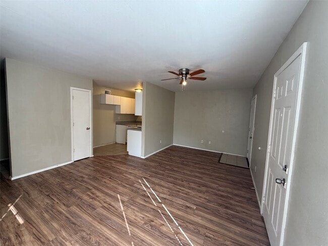 4714 Oleander St Unidad D