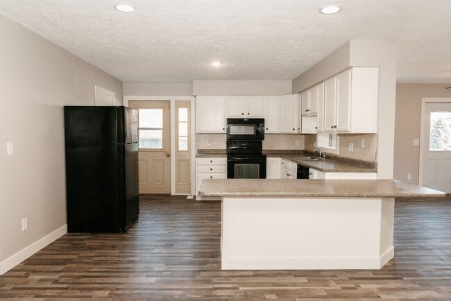 Photo - Marshall Commons 1005 Unit 02