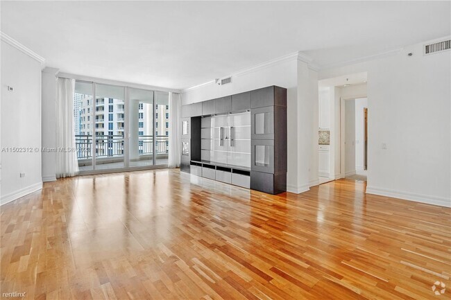 Building Photo - 2 br, 2.5 bath Condo - 808 Brickell Key Dr... Unit Apt 3005