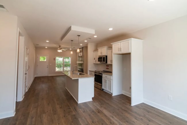 Photo - New Construction Modern Home With Open Floor Plan, Whte Cabintery and Primary Bedroom Suite